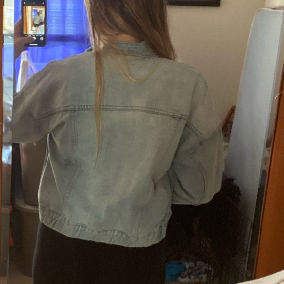 Denim jacket - Picture 3 of 7